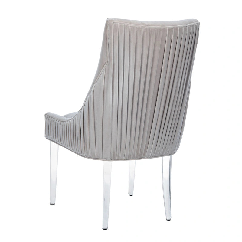 Chaise de salle à manger avec pieds en acrylique - 22 cm de large x 28 cm de profondeur x 38 cm de haut